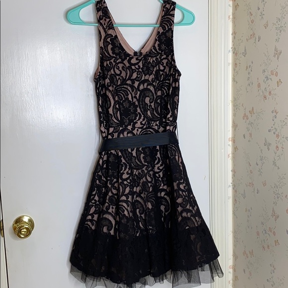 Little black dress - Picture 1 of 2